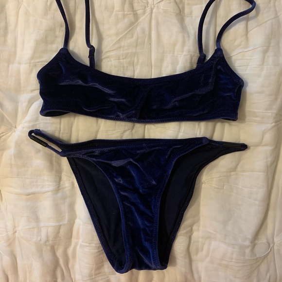 SOLD!! Triangl Elisa Navy Blue Velvet Bikini - Picture 5 of 6